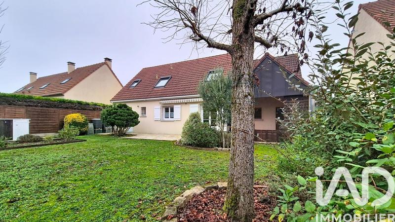 Maison - 140 m² - 6 pièces