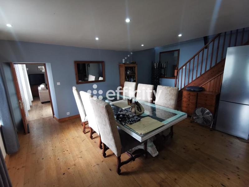 Maison - 170 m² - 7 pièces