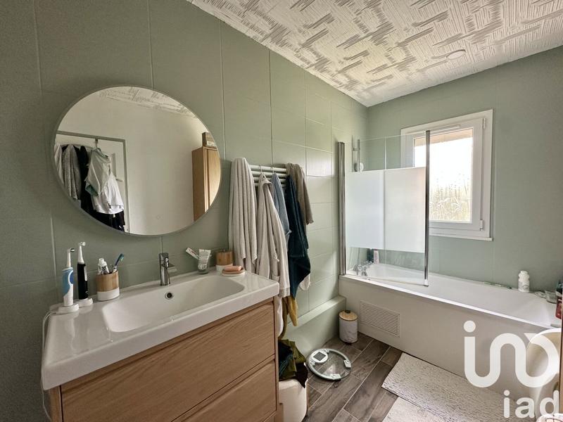 Appartement - 93 m² - 4 pièces