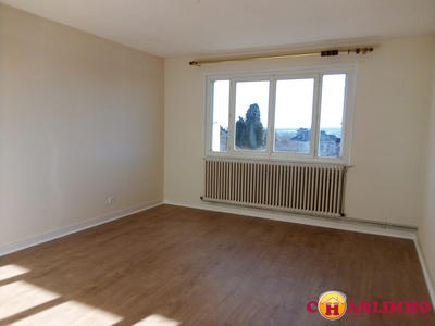 Appartement - 97 m² - 4 pièces