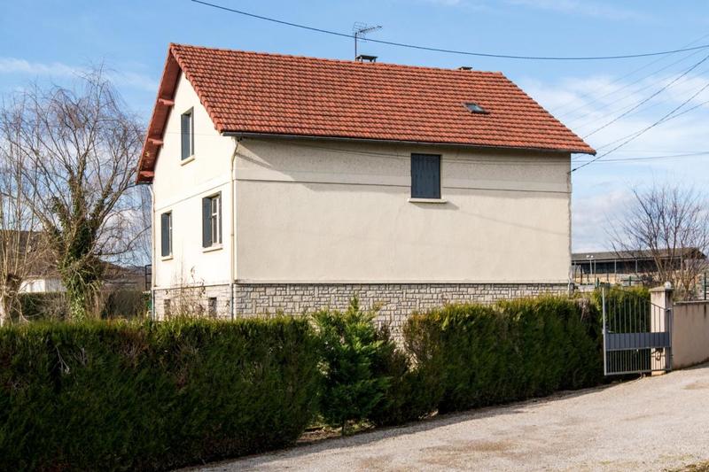 Maison en pierre - 135 m² - 6 pièces