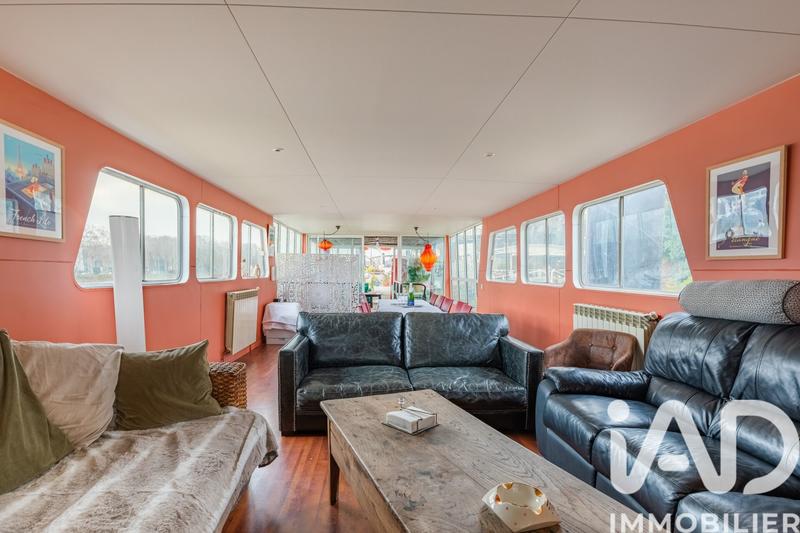 Appartement - 220 m² - 9 pièces