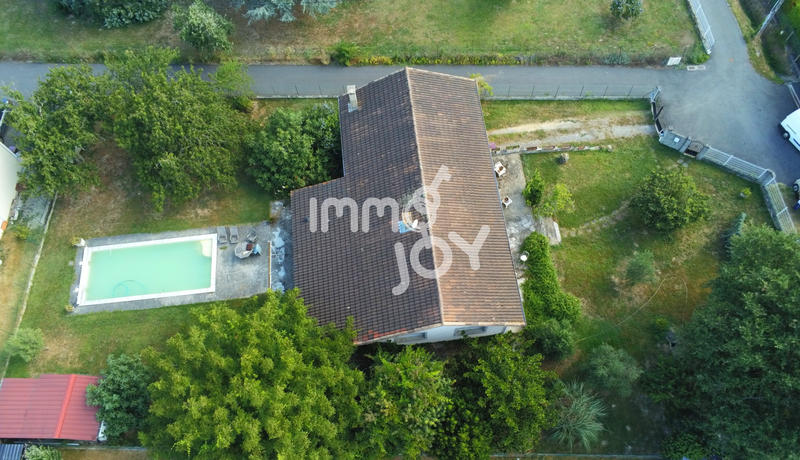 Maison - 180 m² - 6 pièces