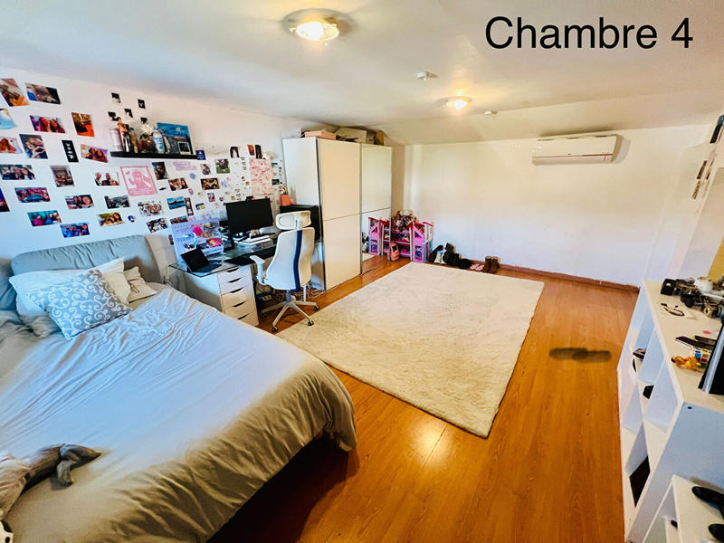 Maison - 193 m² - 9 pièces