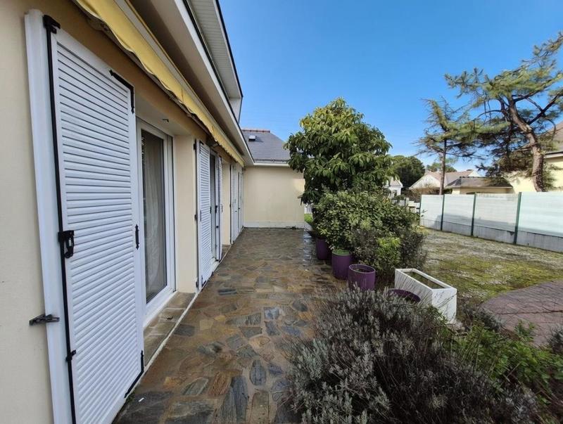 Maison - 162 m² - 6 pièces