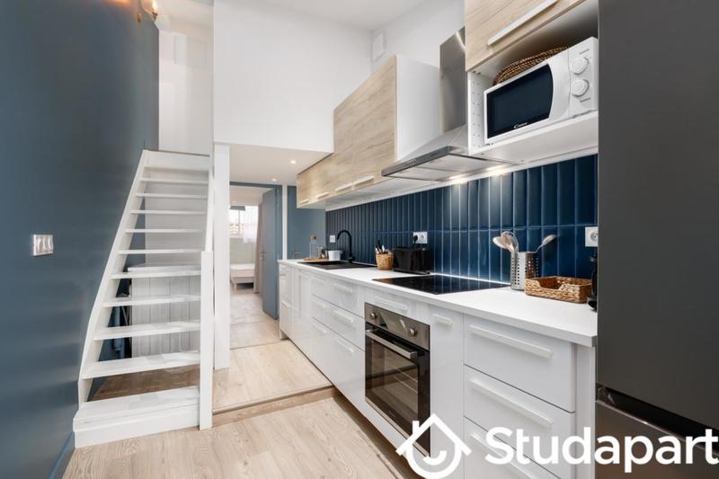 Chambre - 11 m² - 1 pièce