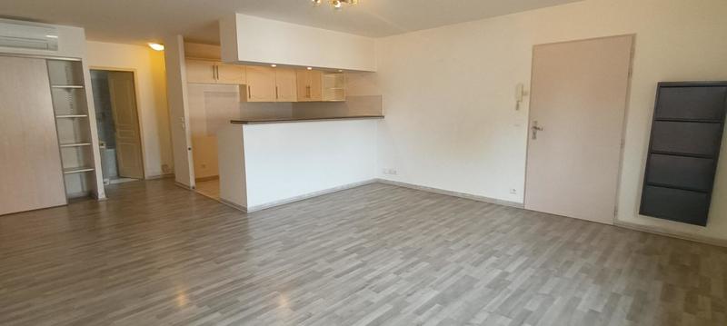 Appartement - 75 m² - 3 pièces