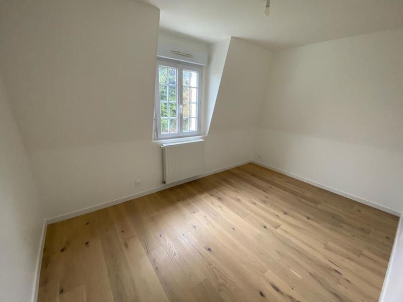 Maison - 180 m² - 6 pièces