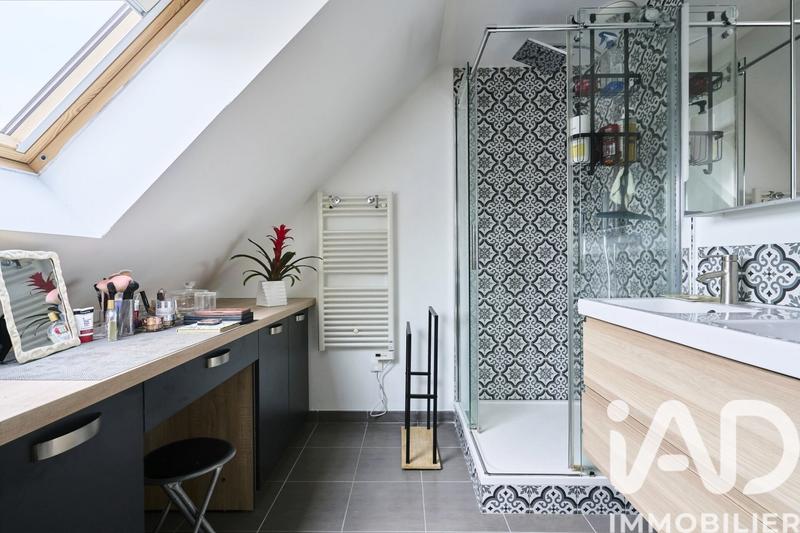 Maison - 122 m² - 6 pièces