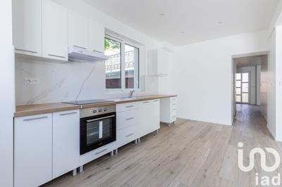 Maison - 216 m² - 7 pièces