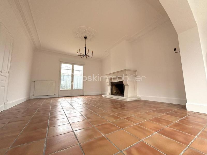 Maison de maîtres - 160 m² - 6 pièces