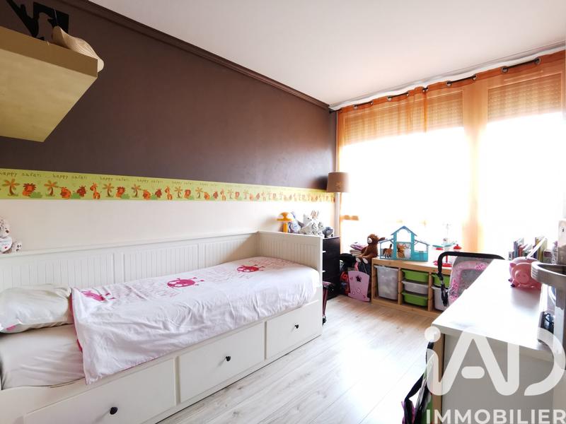 Appartement - 97 m² - 5 pièces