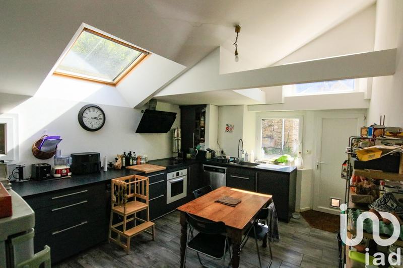 Maison - 210 m² - 7 pièces