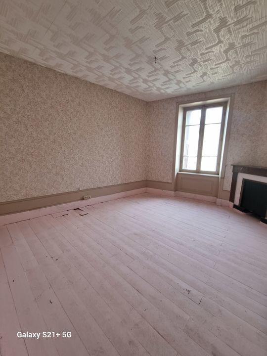 Maison de village - 250 m² - 10 pièces