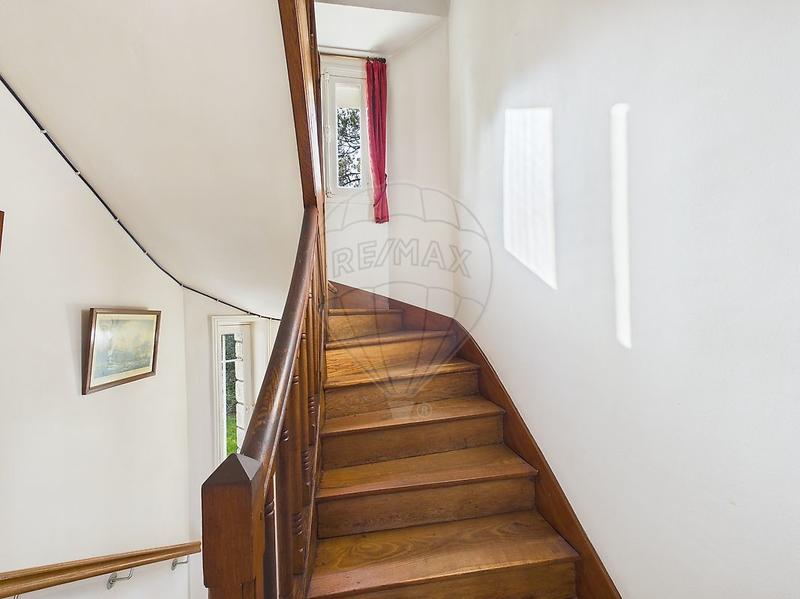 Maison - 140 m² - 7 pièces