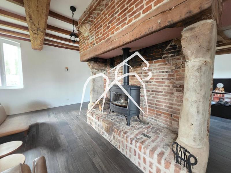 Maison ancienne - 323 m² - 8 pièces