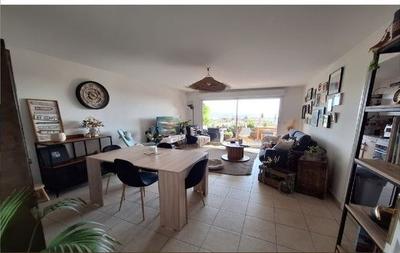 Appartement - 69 m² - 3 pièces