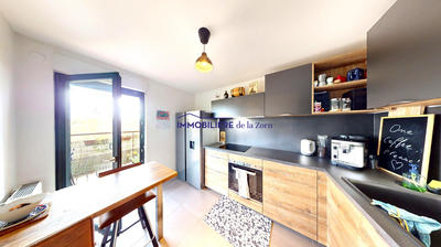 Appartement - 80 m² - 4 pièces