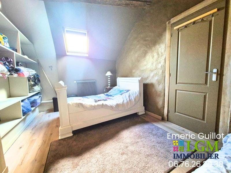 Maison - 185 m² - 6 pièces