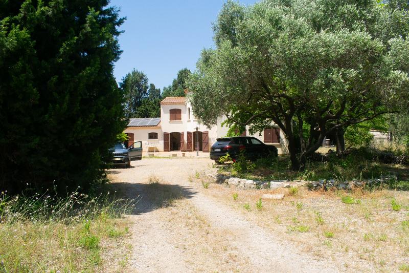 Maison - 185 m² - 7 pièces