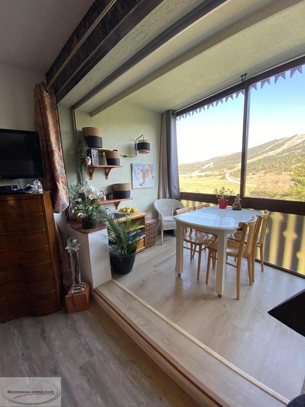 Appartement ancien - 22 m² - 1 pièce