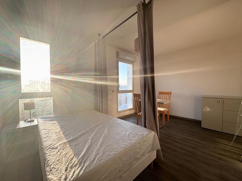 Studio - 25 m² - 1 pièce