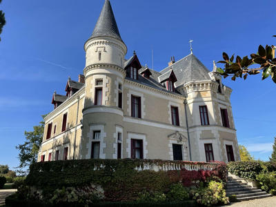 Propriété - 600 m² - 12 pièces