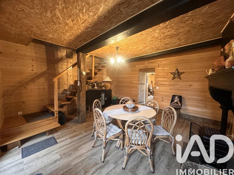 Maison de village - 220 m² - 7 pièces