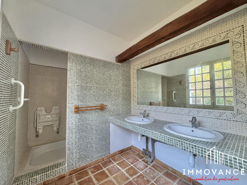 Maison - 170 m² - 5 pièces