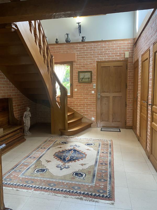 Propriété - 248 m² - 6 pièces