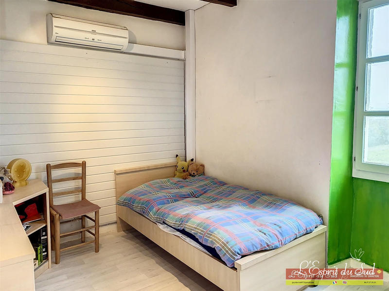 Maison - 280 m² - 4 pièces