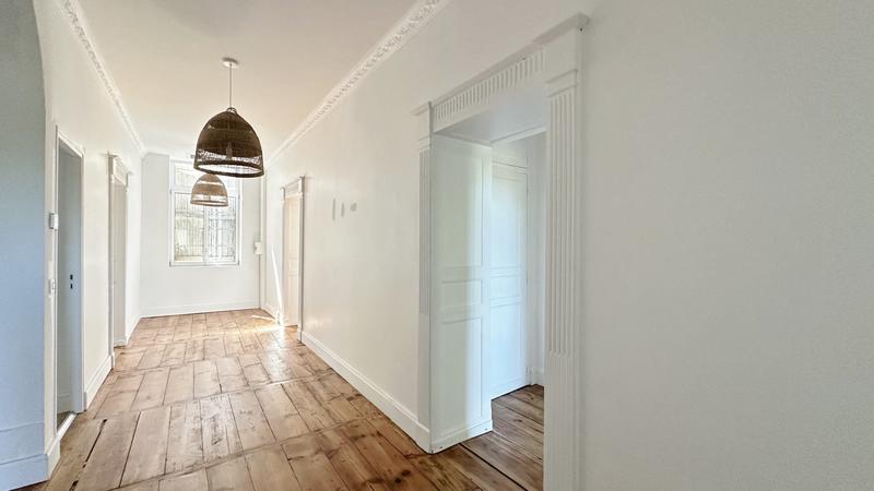 Maison bourgeoise - 350 m² - 8 pièces