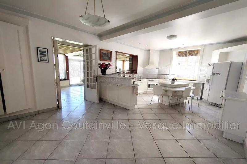 Maison - 175 m² - 8 pièces