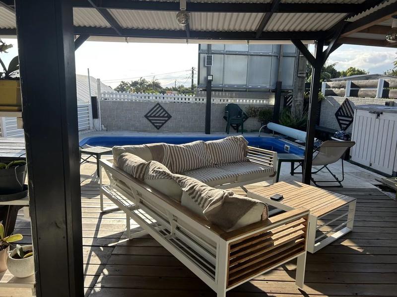 Maison - 163 m² - 8 pièces