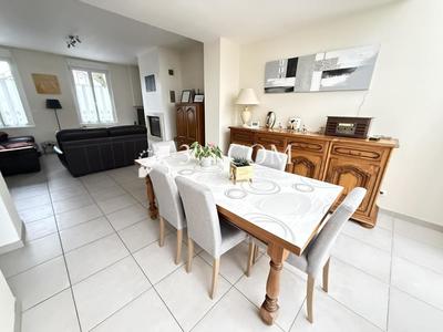 Maison - 130 m² - 6 pièces