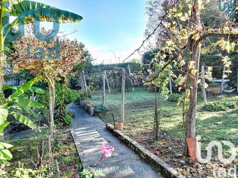 Maison - 246 m² - 11 pièces