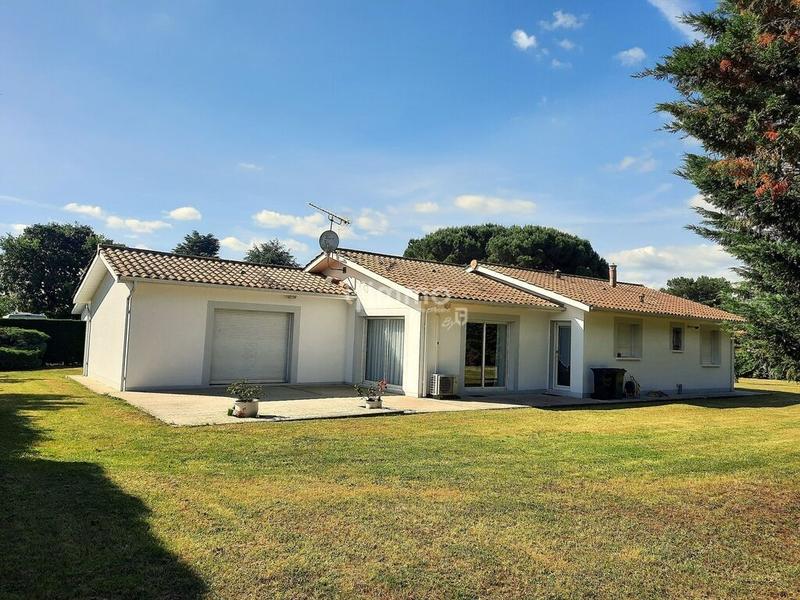 Maison - 138 m² - 5 pièces