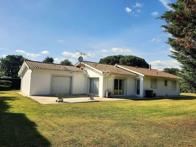 Maison - 138 m² - 5 pièces