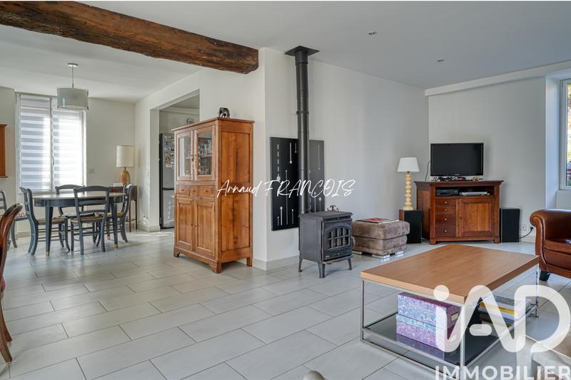 Maison - 190 m² - 8 pièces