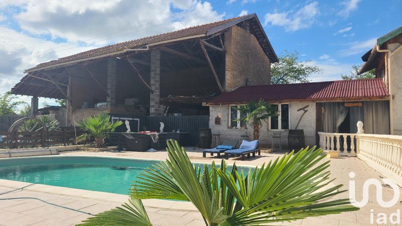 Maison - 260 m² - 8 pièces