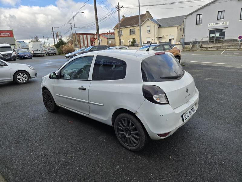 Renault Clio 3 1.2 i 75ch Garantie 6 Mois / Reprise Possible