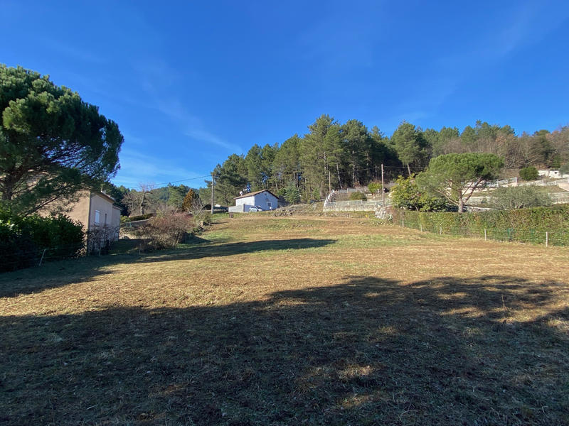 Terrain - 1 555 m²