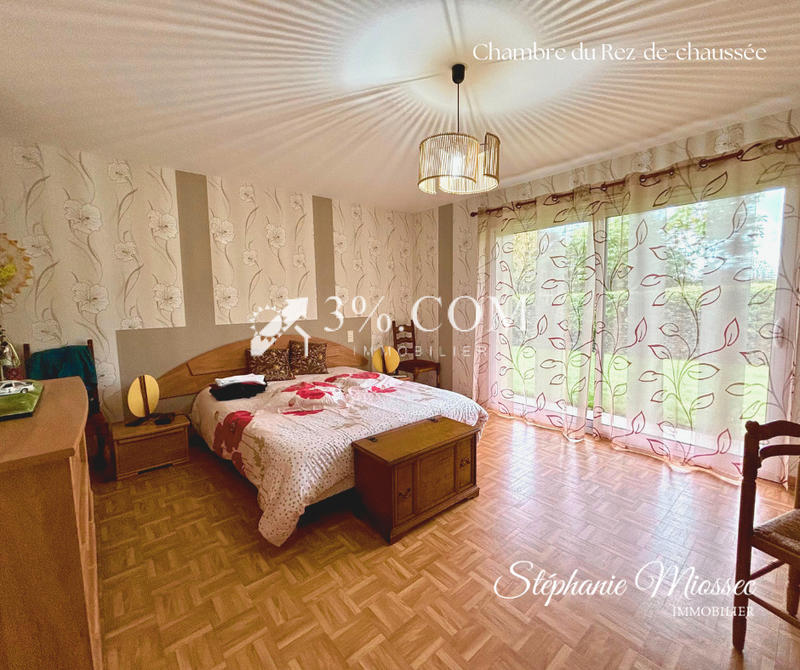 Maison - 165 m² - 5 pièces