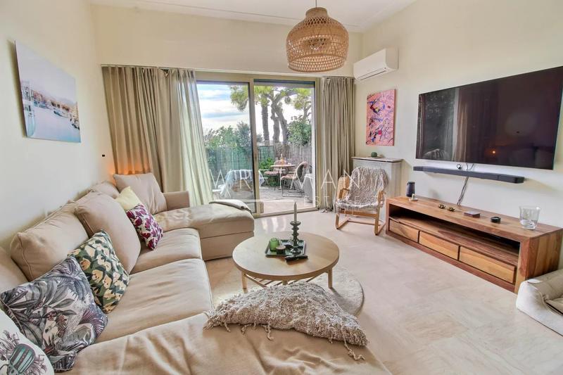 Appartement - 60 m² - 2 pièces