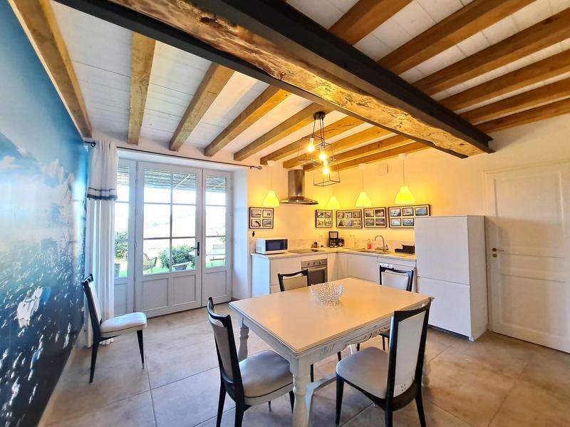 Maison - 557 m² - 16 pièces