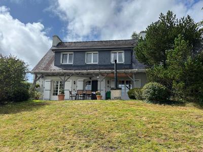 Maison - 162 m² - 5 pièces