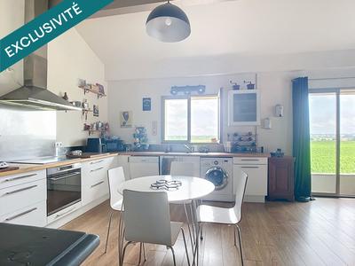 Maison - 209 m² - 9 pièces