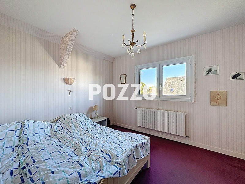 Maison - 180 m² - 7 pièces