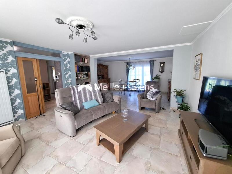 Maison traditionnelle - 186 m² - 8 pièces