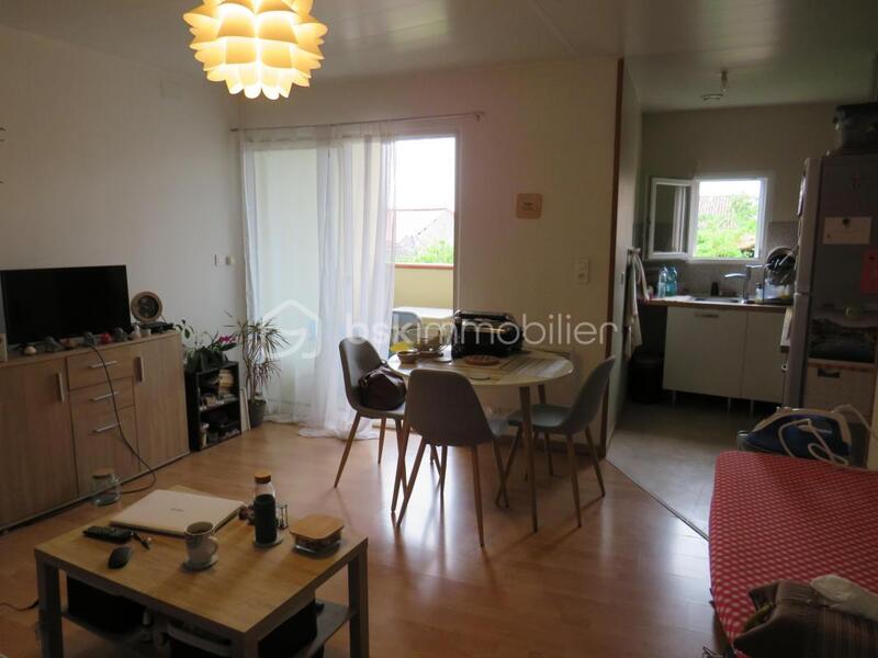 Maison - 200 m² - 6 pièces